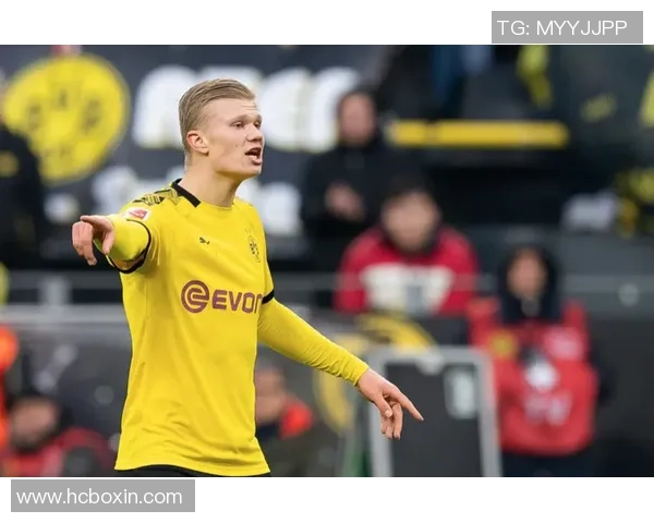 哈兰德打破纪录引领新时代足球风潮成为全球瞩目的超级球星